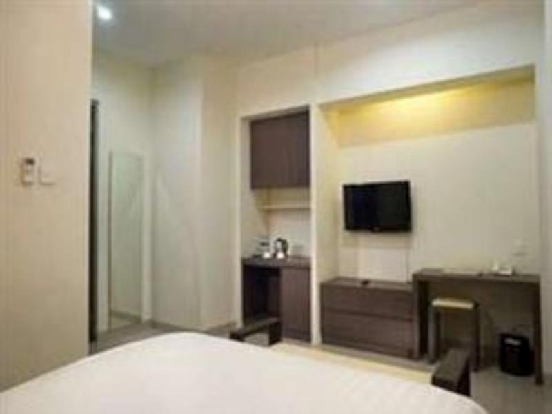 ג'קרטה Harlys Residence מראה חיצוני תמונה