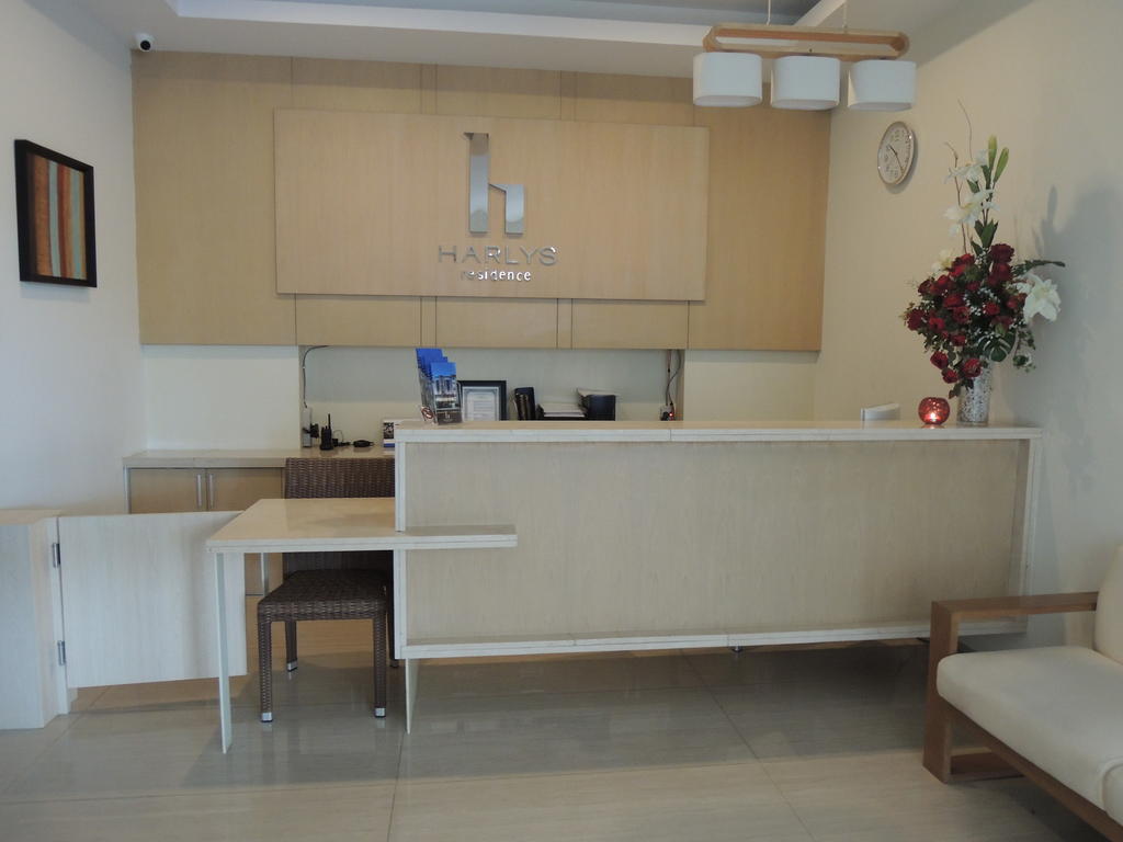 ג'קרטה Harlys Residence מראה חיצוני תמונה